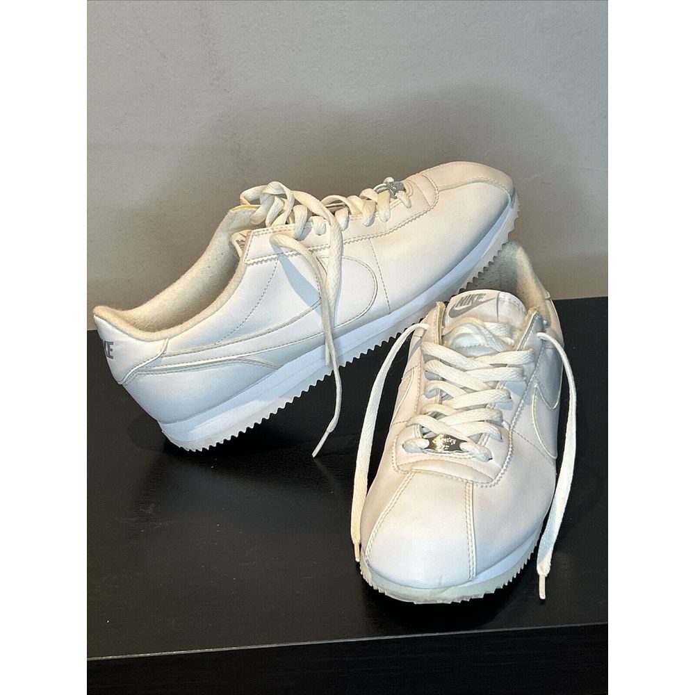 Nike Cortez '72 Basic Triple White Mens Size 10 Athletic Casual Shoes Sneakers